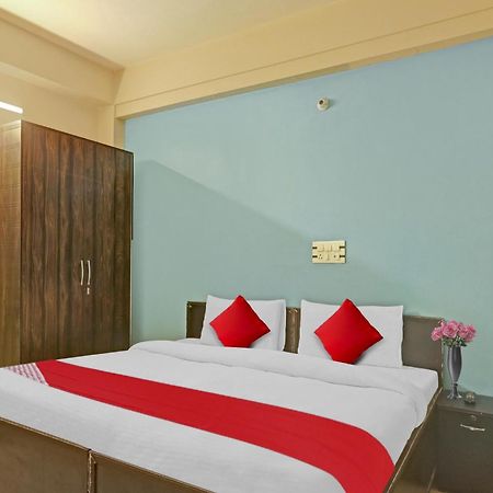 Hotel O A.K Palace 뉴델리 외부 사진