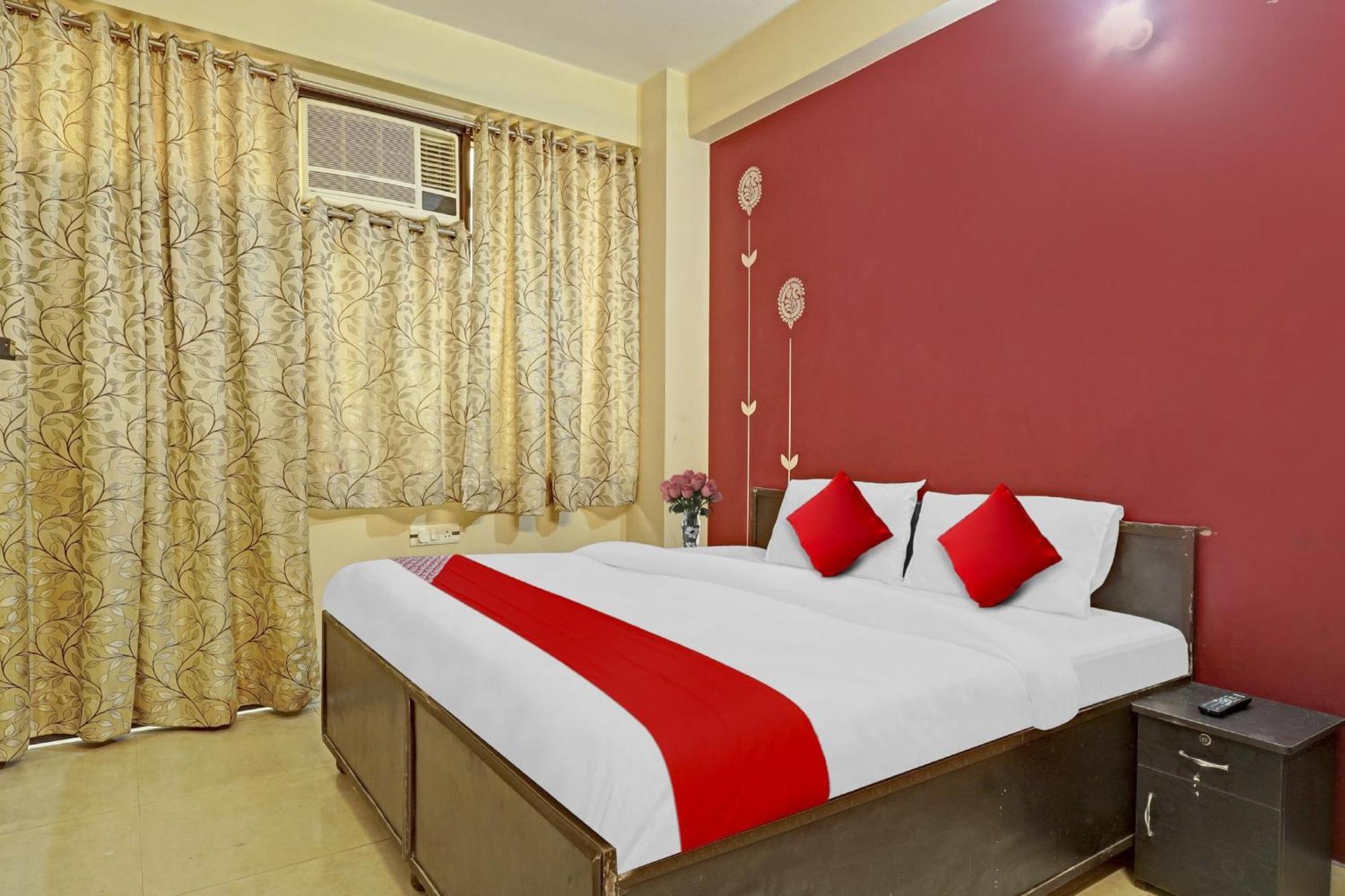 Hotel O A.K Palace 뉴델리 외부 사진
