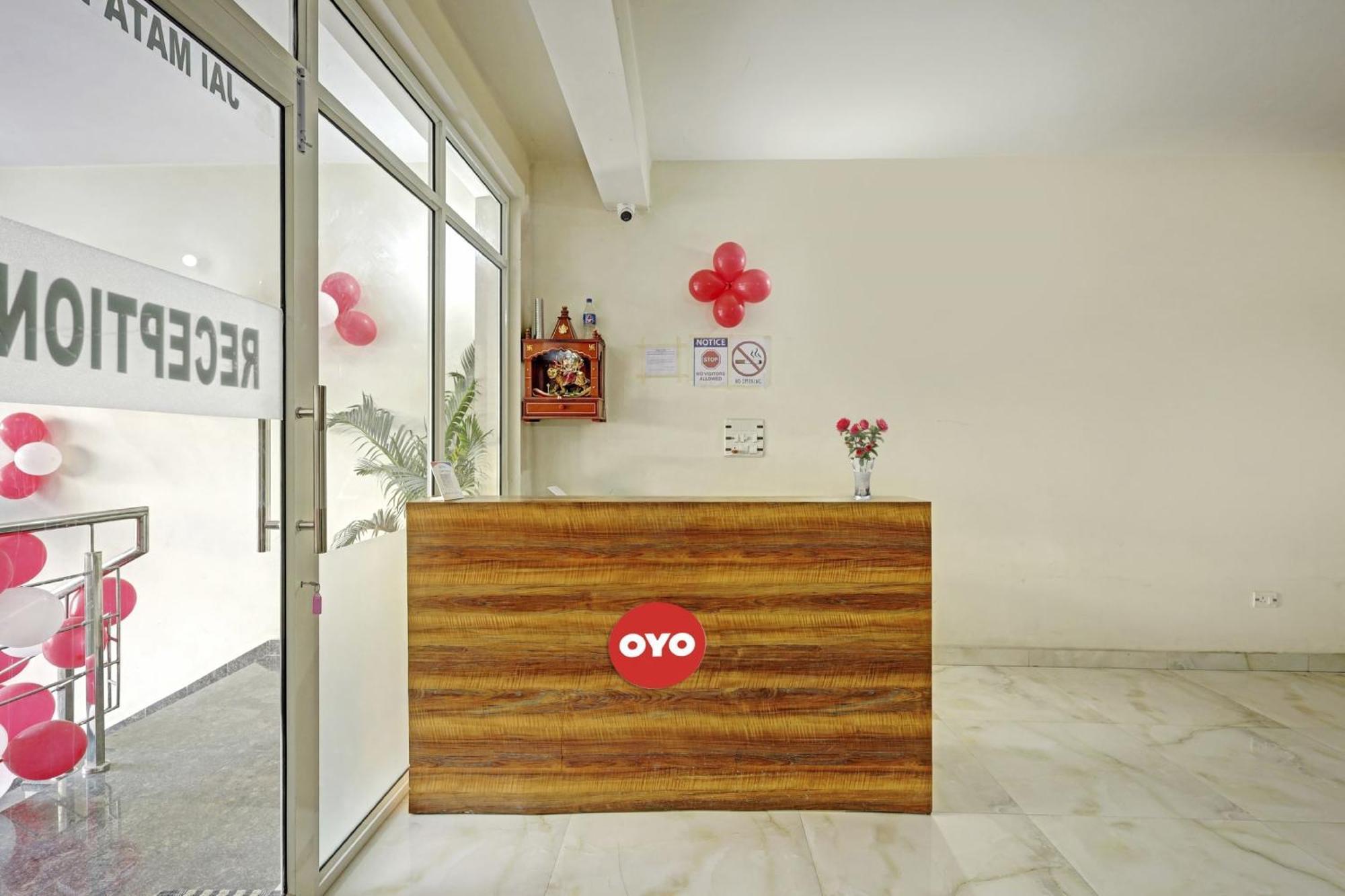 Hotel O A.K Palace 뉴델리 외부 사진
